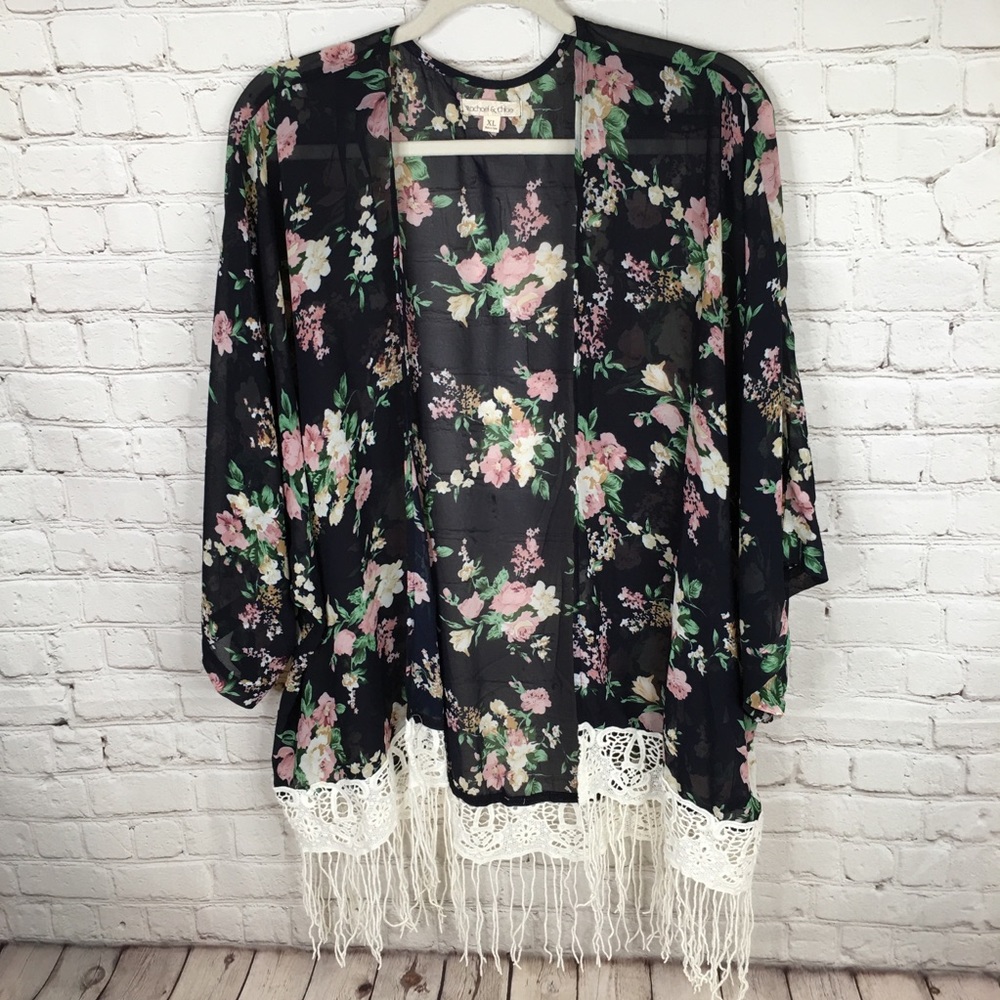 Floral and lace kimono